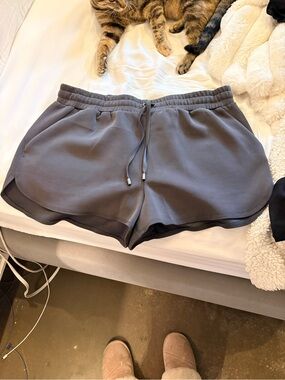 Women’s Stretch Drawstring Athletic Shorts - Gray